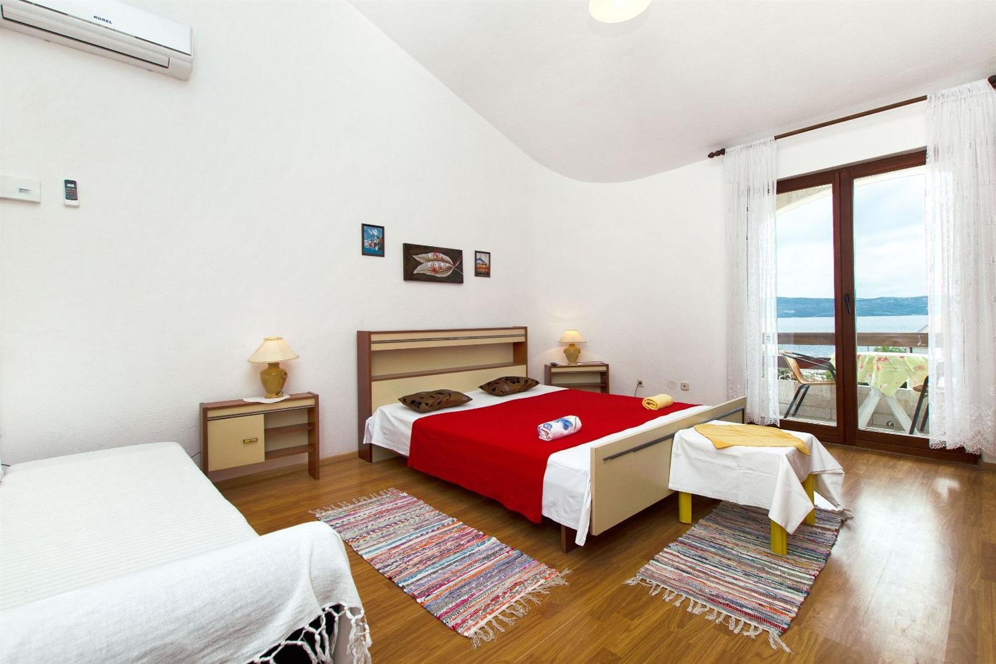 Apartments Neva Sumpetar Ngoại thất bức ảnh